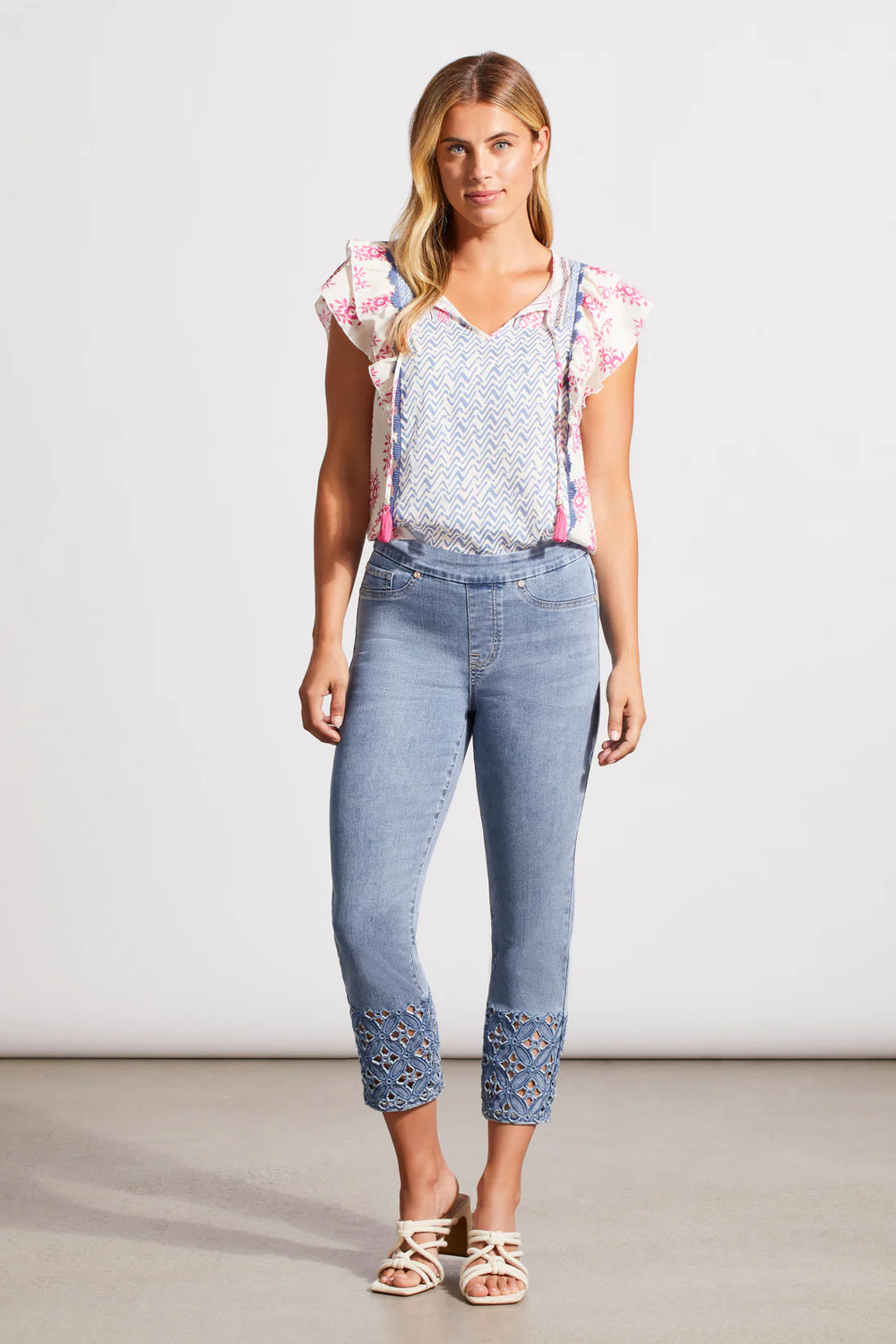 TRIBAL AUDREY PULL-ON SLIM JEAN WITH EMBROIDERY